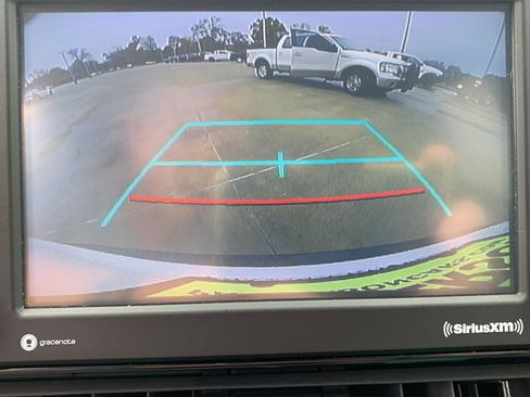 Used 2022 Toyota RAV4 XLE image 5