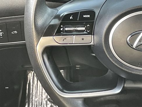 Used 2023 Hyundai Santa Cruz SE image 18