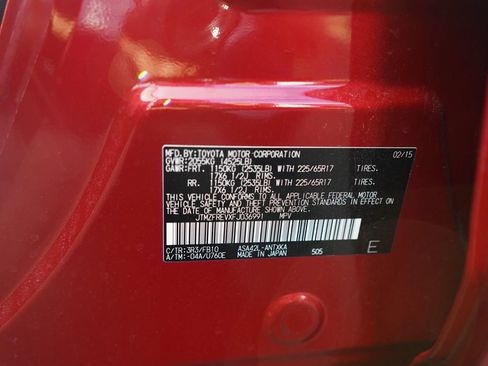 Used 2015 Toyota RAV4 LE FWD image 9