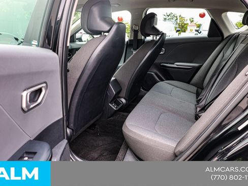 Used 2025 Kia K4 FWD image 19