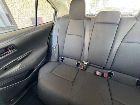 Used 2025 Toyota Corolla LE FWD image 39