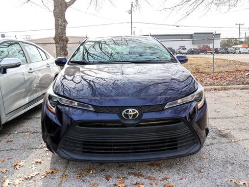 Used 2024 Toyota Corolla LE image 4