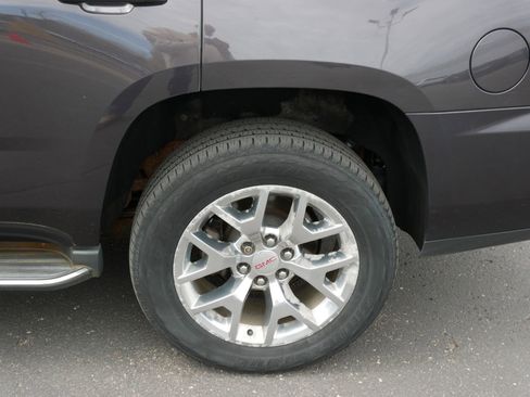 Used 2015 GMC Yukon SLT w/ Open Road Package AWD/4WD image 7
