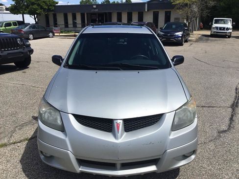 Used 2003 Pontiac Vibe w/ Power Group Value Package FWD image 2