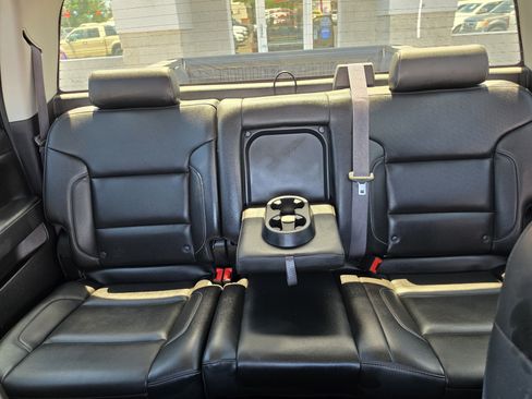 Used 2015 GMC Sierra 1500 SLT w/ SLT Crew Cab Value Package AWD/4WD image 21