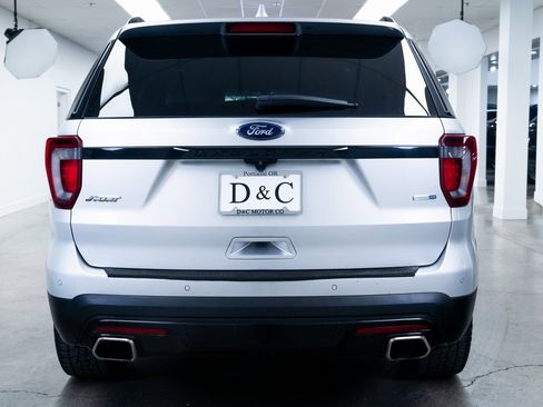 Used 2017 Ford Explorer Sport w/ Equipment Group 401A image 5