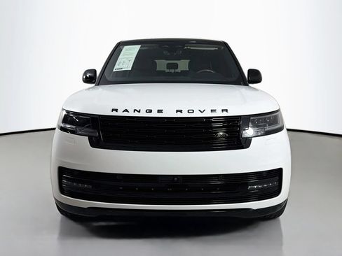 Used 2024 Land Rover Range Rover Long Wheelbase SE AWD/4WD image 2