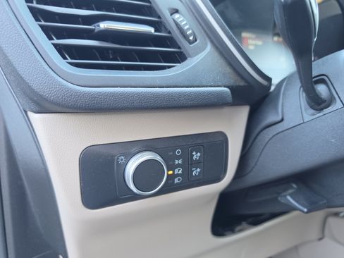 Used 2020 Ford Escape SE AWD/4WD image 16