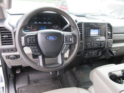 Used 2021 Ford F550 4x4 SuperCab Super Duty image 14
