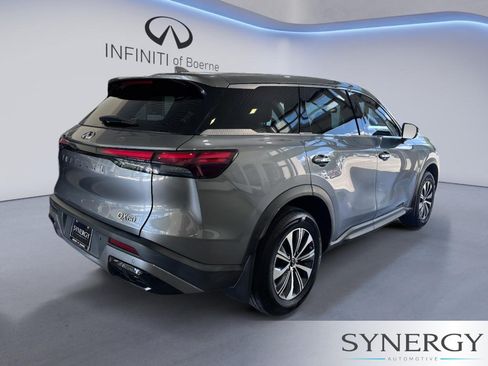 Certified 2024 INFINITI QX60 Pure FWD image 5