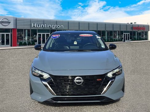 Certified 2025 Nissan Sentra SR w/ SR Premium Package image 9