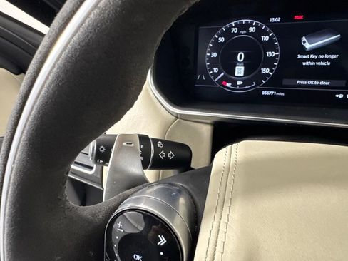Used 2019 Land Rover Range Rover Sport HST image 16
