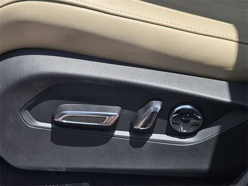 Used 2025 Acura MDX FWD w/ Technology Package image 18