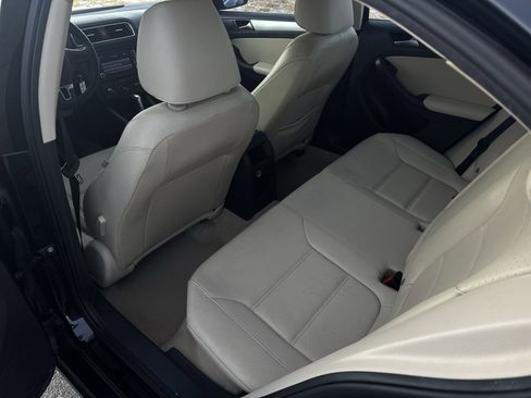 Used 2013 Volkswagen Jetta SE image 20