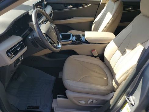 Used 2023 Lincoln Nautilus Reserve FWD image 5