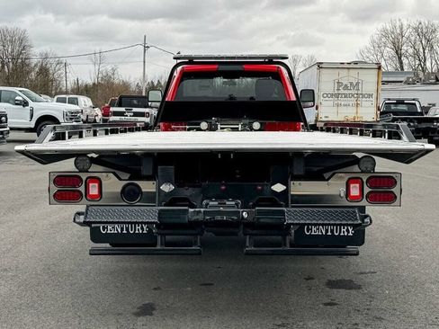 Used 2024 RAM 5500 SLT w/ Quick Order Package 2YG SLT AWD/4WD image 4