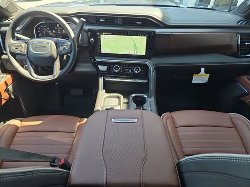 New 2026 GMC Sierra 2500 Denali Ultimate w/ Max Trailering Package image 11