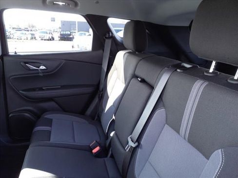 New 2025 Chevrolet Blazer LT image 12