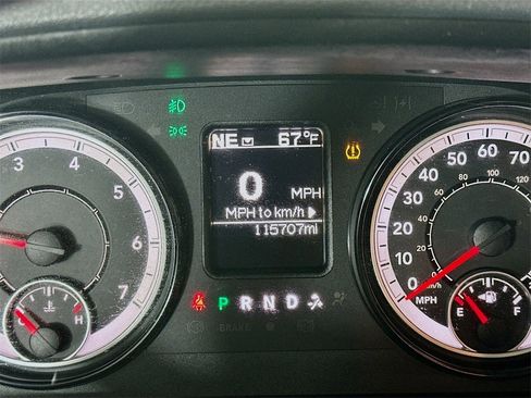 Used 2017 RAM 1500 Express image 15