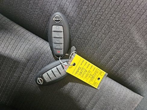Certified 2025 Nissan Altima 2.5 S FWD image 29