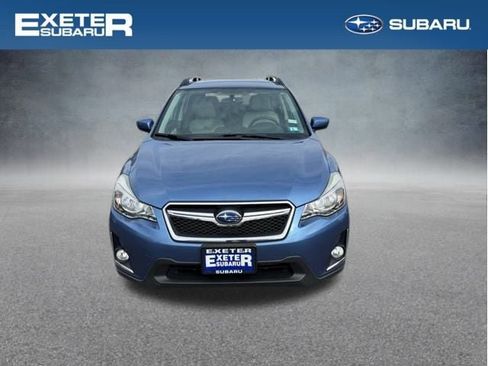 Used 2017 Subaru Crosstrek 2.0i Premium w/ Moonroof Package image 2