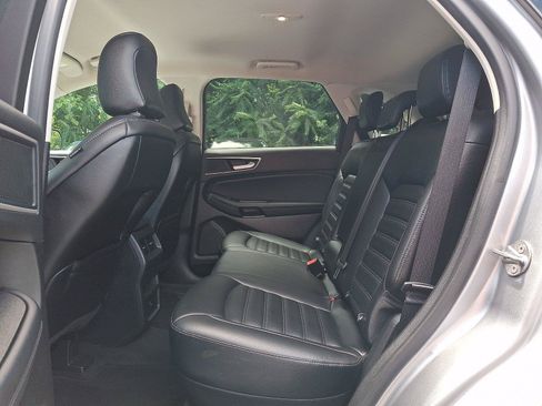 Used 2024 Ford Edge SEL AWD/4WD image 10