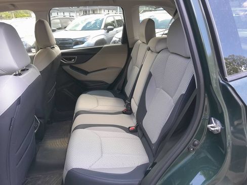 Used 2022 Subaru Forester Premium AWD/4WD image 29
