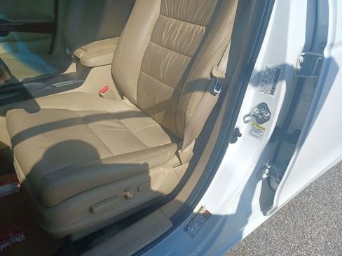 Used 2012 Honda Accord EX-L image 9