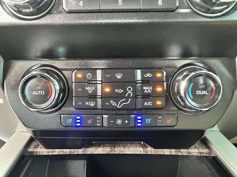 Used 2019 Ford F250 Lariat w/ Lariat Ultimate Package AWD/4WD image 24