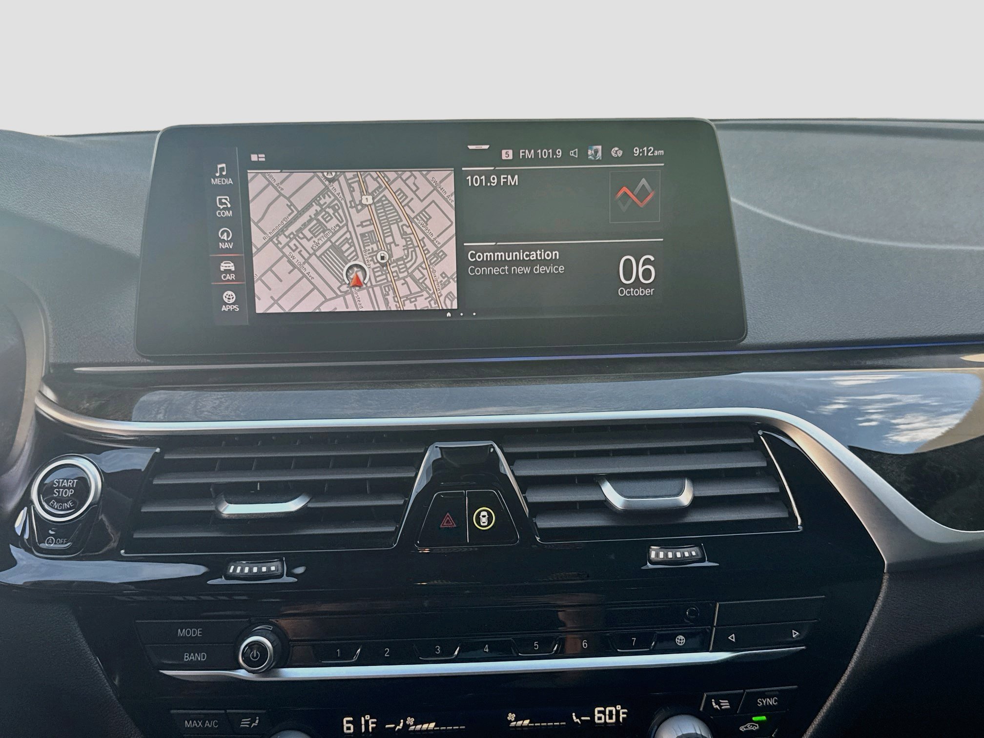 Used 2020 BMW 530i RWD image 10