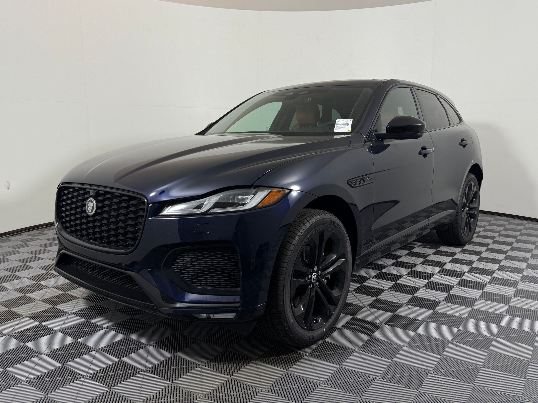 New 2026 Jaguar F-PACE R-Dynamic S AWD/4WD image 1