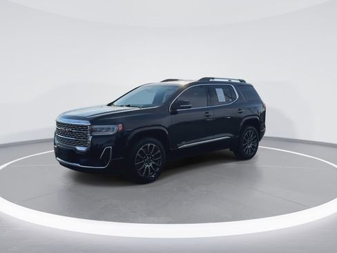 Used 2023 GMC Acadia Denali w/ Black Diamond Edition FWD image 4