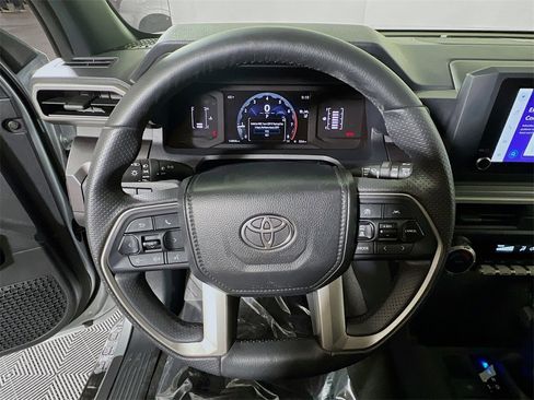 Certified 2025 Toyota 4Runner SR5 image 11