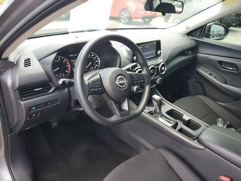 Used 2024 Nissan Sentra S image 13