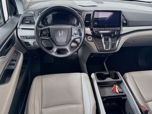 Used 2019 Honda Odyssey Touring image 23