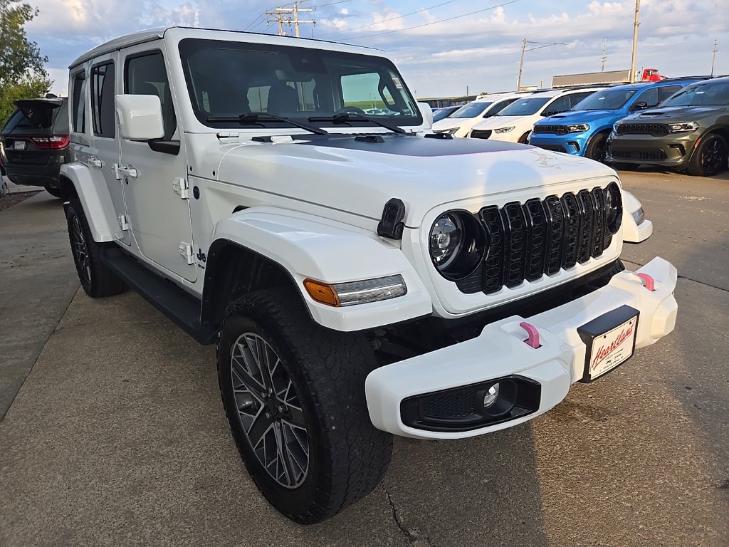 Used 2024 Jeep Wrangler High Altitude AWD/4WD image 38