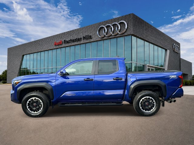 Used 2024 Toyota Tacoma TRD Off-Road AWD/4WD image 2