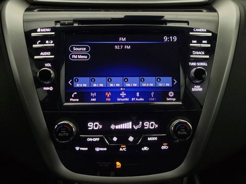 Used 2022 Nissan Murano S image 25