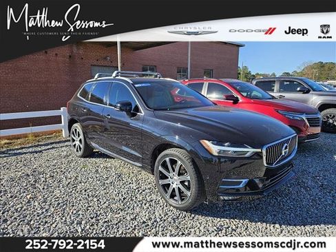 Used 2021 Volvo XC60 T5 Inscription w/ Advanced Package image 1