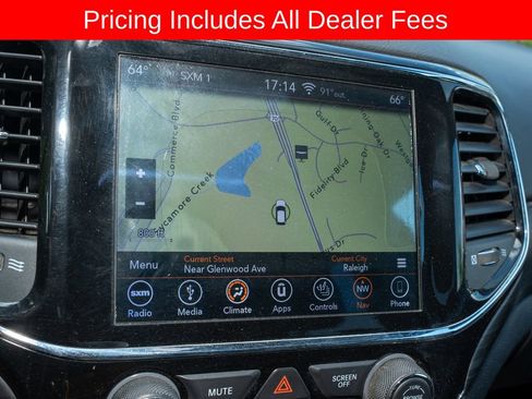 Used 2019 Jeep Grand Cherokee Altitude AWD/4WD image 14