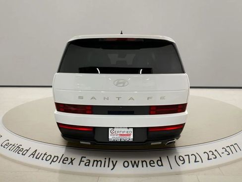 Used 2026 Hyundai Santa Fe SE FWD image 3