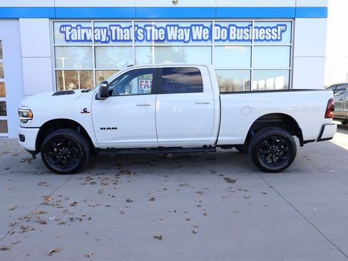 Used 2023 RAM 2500 Laramie w/ Night Edition image 7