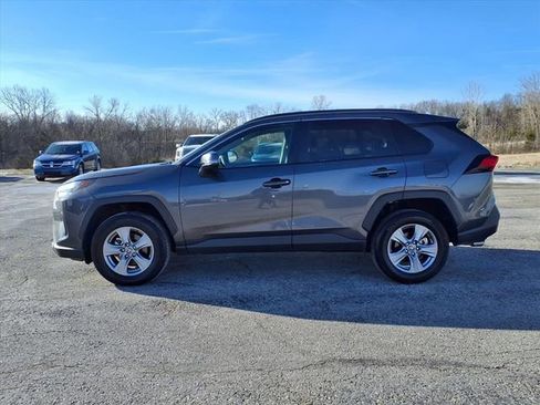 Used 2025 Toyota RAV4 XLE image 30