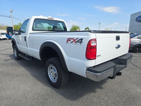 Used 2015 Ford F250 XL w/ Power Equipment Group AWD/4WD image 8