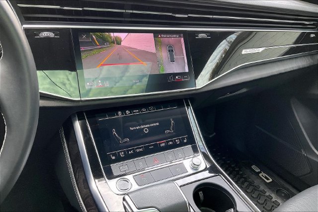Certified 2023 Audi Q8 Premium Plus w/ Premium Plus Package AWD/4WD image 32