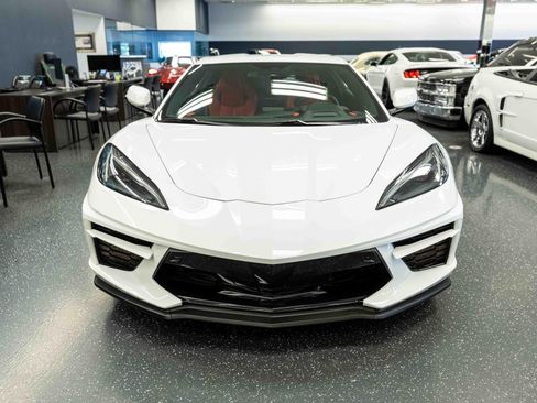 Used 2023 Chevrolet Corvette Stingray Preferred Cpe w/ Z51 Performance Package RWD image 2
