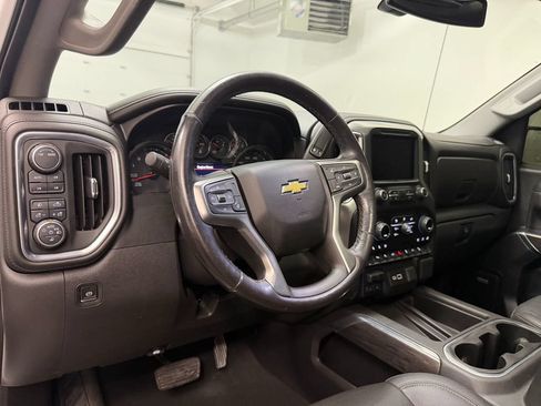Used 2021 Chevrolet Silverado 1500 LTZ w/ LTZ Convenience Package II AWD/4WD image 4