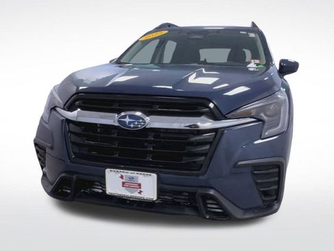 Certified 2025 Subaru Ascent Premium image 4