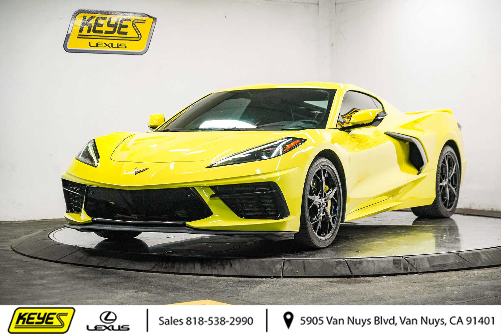 Used 2022 Chevrolet Corvette Stingray Preferred Cpe w/ Z51 Performance Package RWD image 1