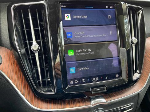 Used 2023 Volvo XC60 B5 Plus w/ Climate Package image 35